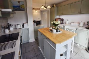 Kitchen- click for photo gallery